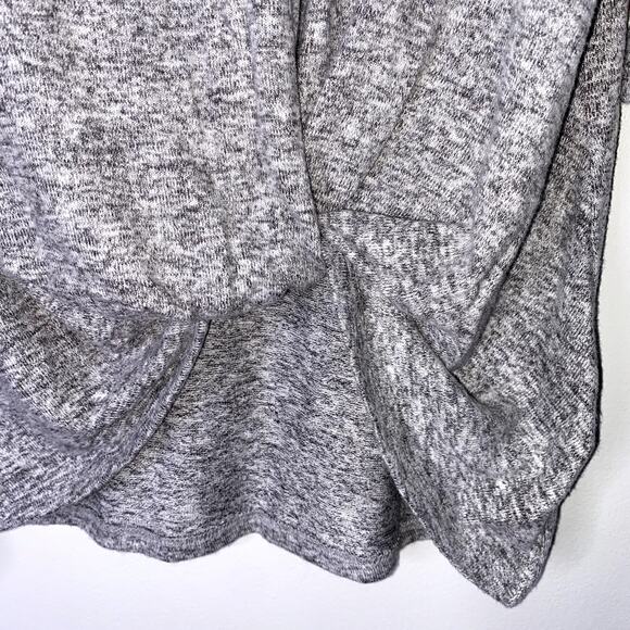 Gibson Sweater Women Medium Heather Gray Twist Soft Lagenlook NWT - Picture 3 of 6